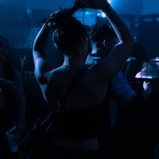 Fiestas de DJs locales